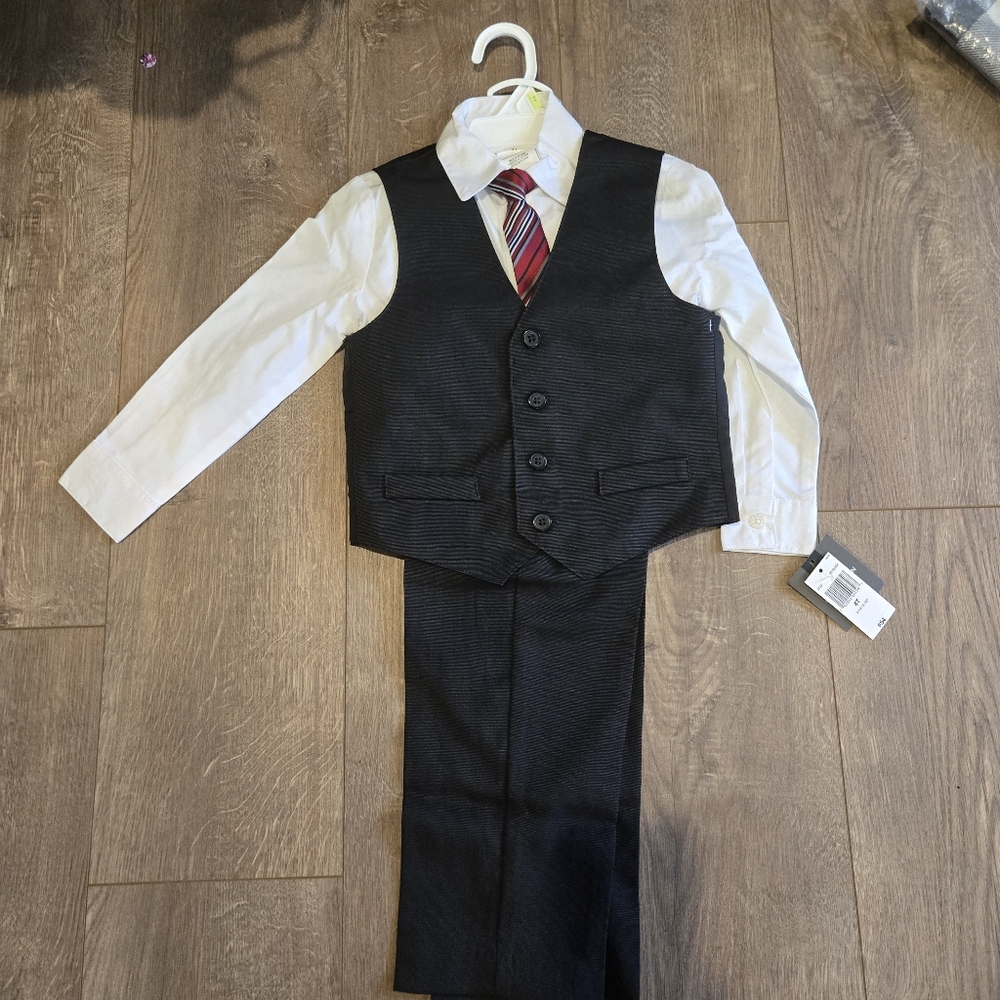 Boys 4t Dress Pants Vest Shirt & Tie Boys 4t Set Nwt  Dress Clothes Set